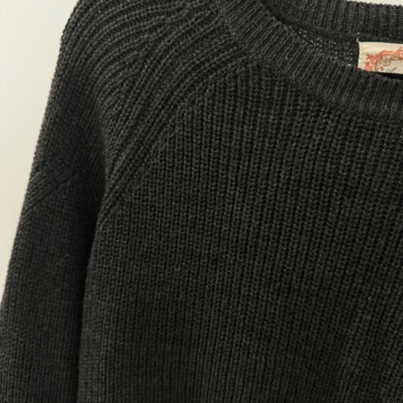 Ambiance Cropped Charcoal Grey Knit Sweater - Cozy & Chic Staple - Picture 2 of 4